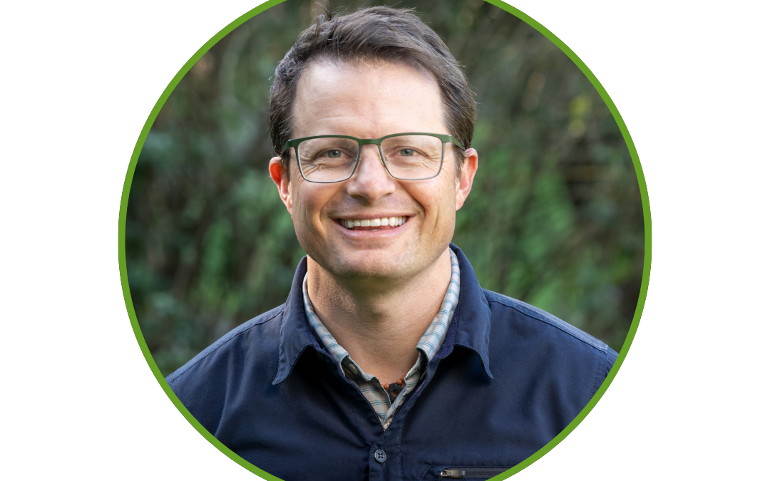 Elliott Wright (he/him)